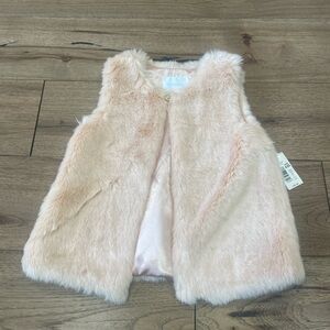 Edgehill collection  girls Faux Fur Vest in Light Pink